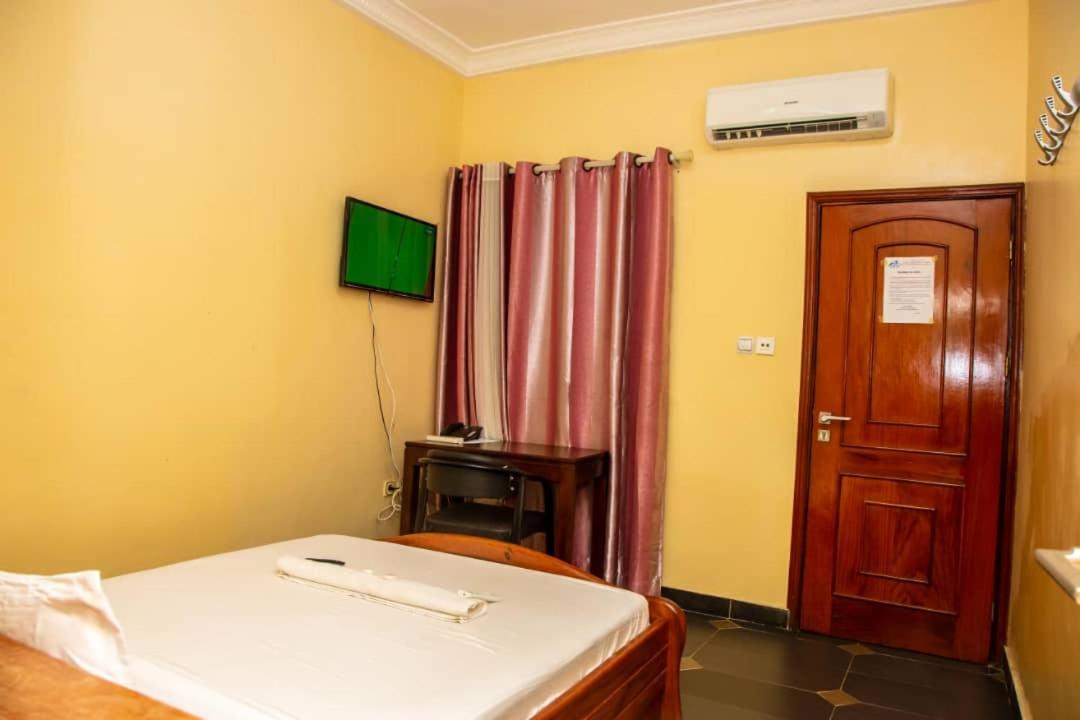 Benin Berge Hotel Cotonou Eksteriør billede